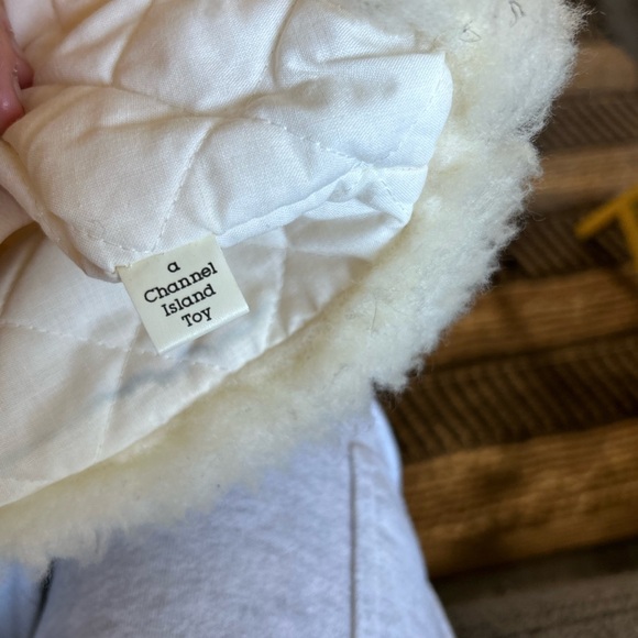 Vintage Plush Sheep-Shaped Hot Water Bottle Cover - Picture 5 of 7